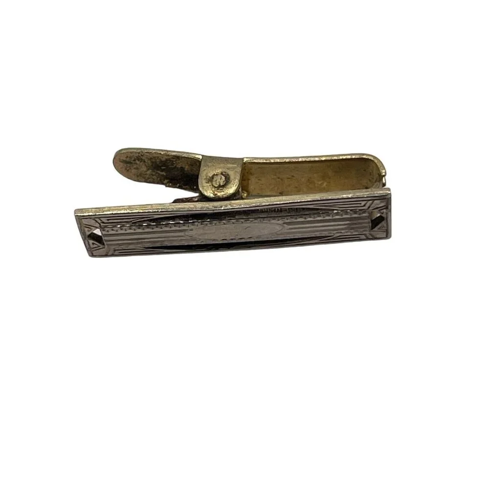 WEH CO Walter E. Hayward Gold Tone Men’s‎ Bar Pin blank monogram Mini Vintage